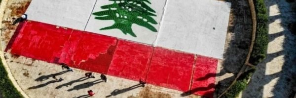 الاقتصاد وكورونا يقضيان على الطبقة الوسطى في لبنان.. هل اقترب مصير تيتانيك؟ الاقتصاد وكورونا يقضيان على الطبقة الوسطى في لبنان.. هل اقترب مصير تيتانيك؟