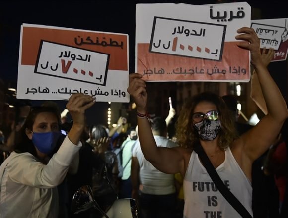 بعد انهيار الليرة.. هل يطرق التعويم باب لبنان؟ بعد انهيار الليرة.. هل يطرق التعويم باب لبنان؟