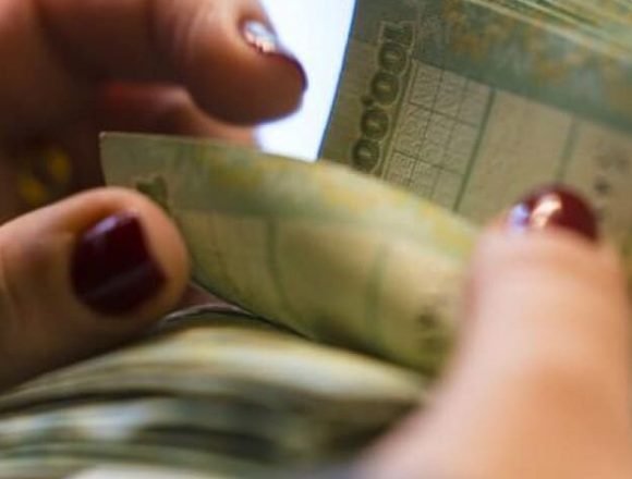 خبراء يكشفون لـLeb Economy أسباب تخطي سعر الصرف الـ28 ألف ليرة!