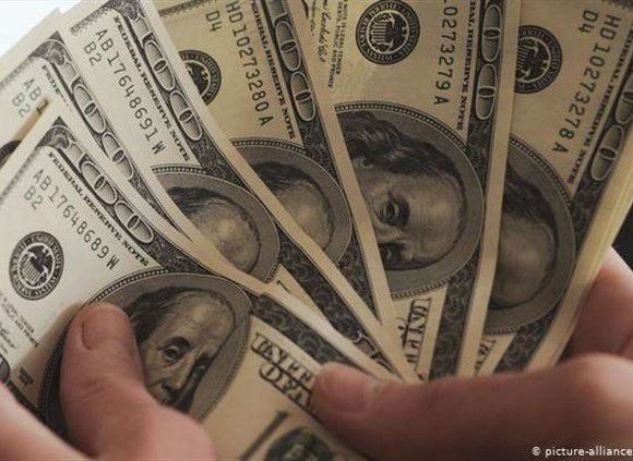 dollar220309093254882_ باتريك مارديني للـtayyar.org:”في هذه الحال سيرتفع الدولار الى حدّ غير متخيّل