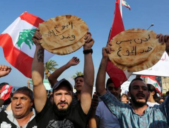 الدولار الجمركي وزيادة الرواتب سيقضيان على ما تبقى من القطاعات.. وشركات خاصة مهددة بالإفلاس ولا إصلاحات حتى الساعة