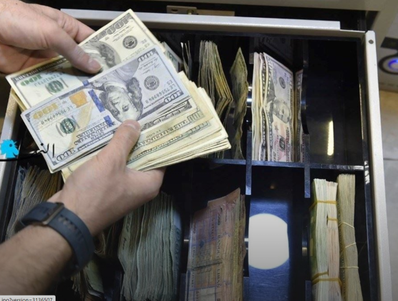 JOUMRUK فكراجيان لموقع الصوت : تعدد أسعار الصرف غير سليم و الحكومة تقوم بخنق المواطنين