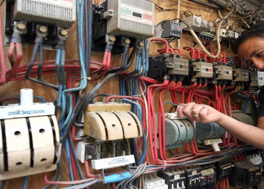 “المال” تعد فقراء لبنان بضريبة 11% على اشتراكاتهم بالمولّدات! المبيّض لـ”لنهار”: الأجدى البحث في بدائل لضرائب يتحمّلها الأكثر اقتداراً