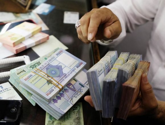 57 “الهروب من الليرة”… هل تختفي عملة لبنان؟