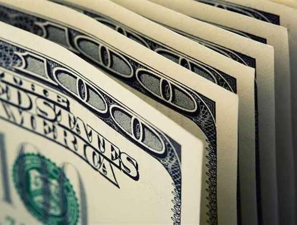 خطر إرتفاع الدولار متوقع في أي توقيت خطر إرتفاع الدولار متوقع في أي توقيت