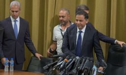 منصوري رمى كرة الإصلاحات في ملعب الحكومة… استحقاق تأمين الرواتب بالدولار ينتظر… فكيف تؤمَّن؟