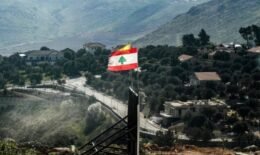 الصمود في الحرب يتطلّب فتح القطاعات من نقل واتصالات تفاديًا للأسوأ