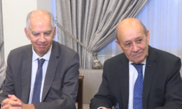 لودريان في بيروت.. دعم فرنسي مشروط بـ الإصلاحات وحصرية السلاح