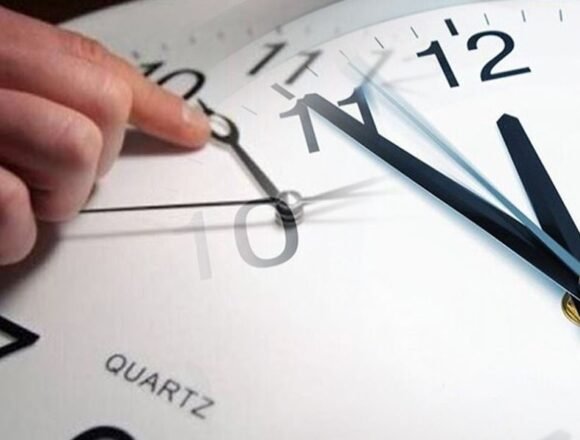 بين الساعة والقرار… هل يحتاج لبنان إلى تبديل التوقيت أصلاً؟