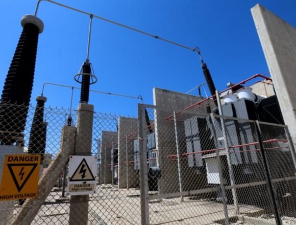 تعزيز التعاون الكهربائي بين دول الجوار: الأردن جاهز… ماذا عن لبنان وسوريا؟