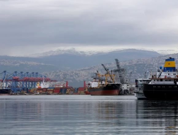 التهرُّب الجمركي يضيّع المليارات.. هل تُنقذ “الضريبة المسطحة” خزينة لبنان؟