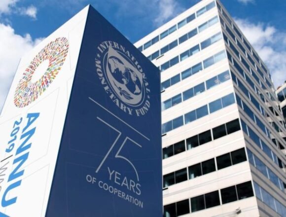 هل ينقذ مجلس النقد لبنان كما أنقد هونغ كونغ؟ خبير عالمي يكشف التفاصيل