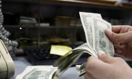 Doc-P-1228562-638580103302916066-1.jpg نقاش بين د.باتريك مارديني و د.منير راشد حول وضع المصارف وجدوى التصرف بالذهب في ظل قانون الفجوة