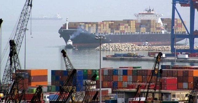 مرفأ بيروت العجز