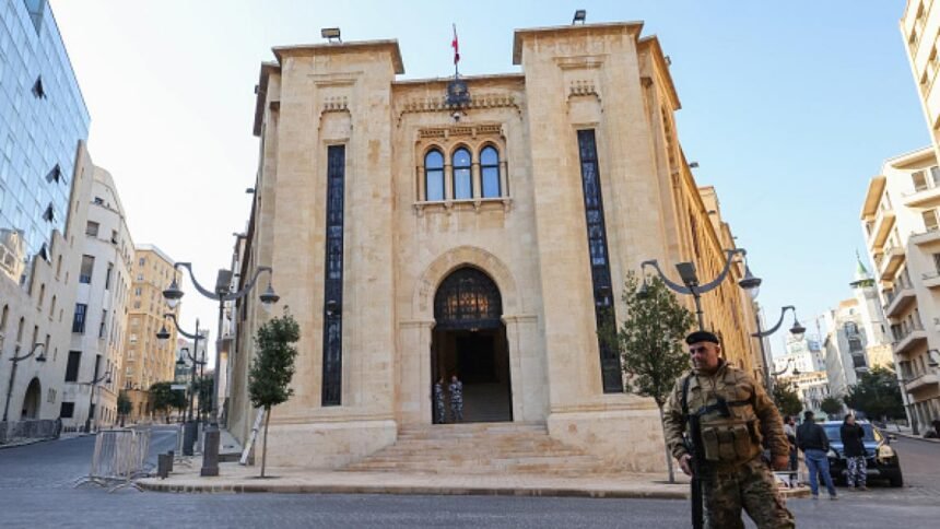 برلمان لبنان يقرّ موازنة 2026 بناءً على سرديات غير دقيقة