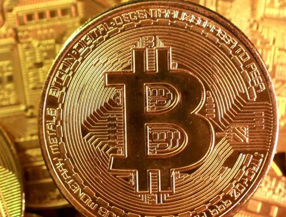 البيتكوين
