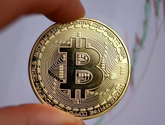 البيتكوين