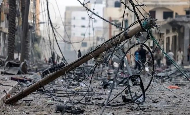 الحرب تُدخل مناطق في العتمة… لا مقوّمات للحياة وانعكاساتٌ كارثيّة على القطاعات!