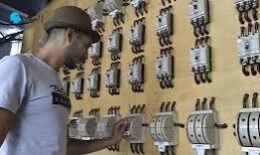 الهيئة الناظمة للكهرباء تترنّح والعتمة مستمرة… بيضون: فشل يُستنسخ والحل يبدأ من هنا