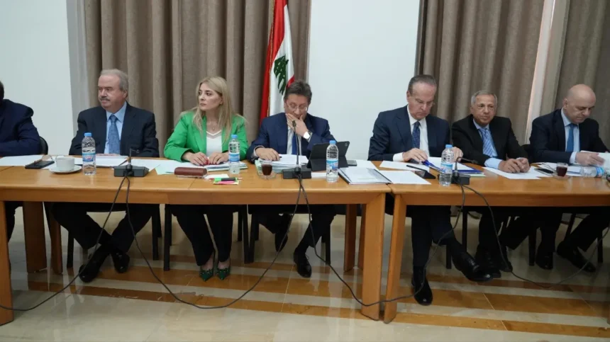 لجنة المال المصارف
