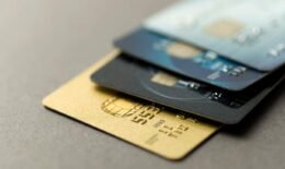 credit-card-4.jpg الخناق يضيق على تبييض الأموال وحبله يلتف على المحافظ الرقمية