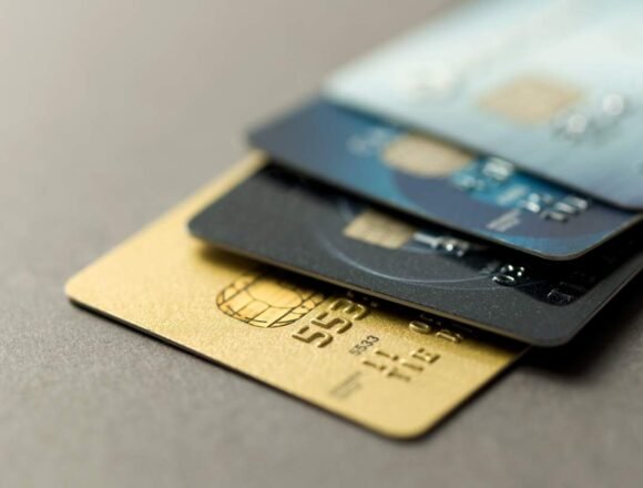 الخناق يضيق على تبييض الأموال وحبله يلتف على المحافظ الرقمية